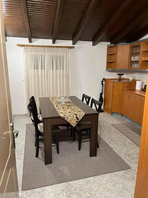 The Penthouse Kastoria Apartment ภายนอก รูปภาพ